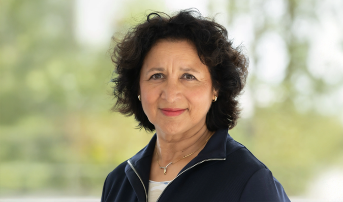 Sandra Lopulalan